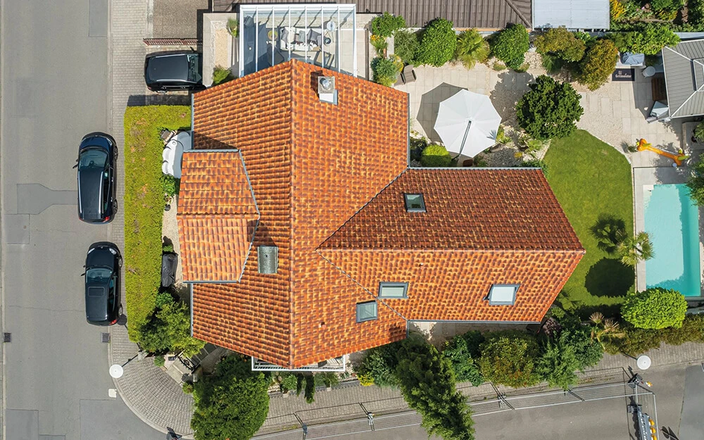Керамічна черепиця ERLUS модель E 58 S осінній ангоб Фото №0