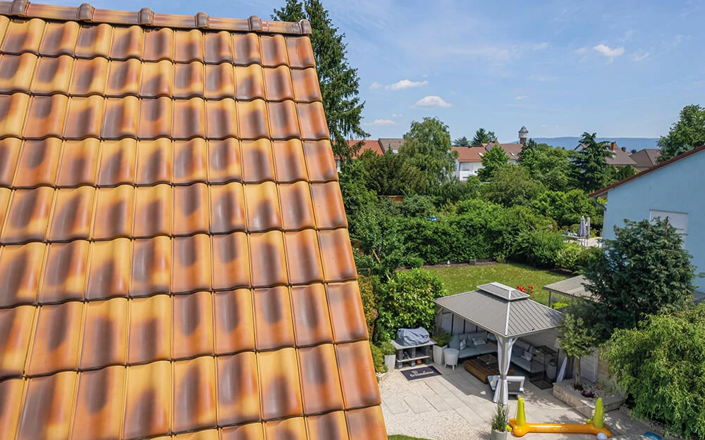 Керамічна черепиця ERLUS модель E 58 S осінній ангоб Фото №3