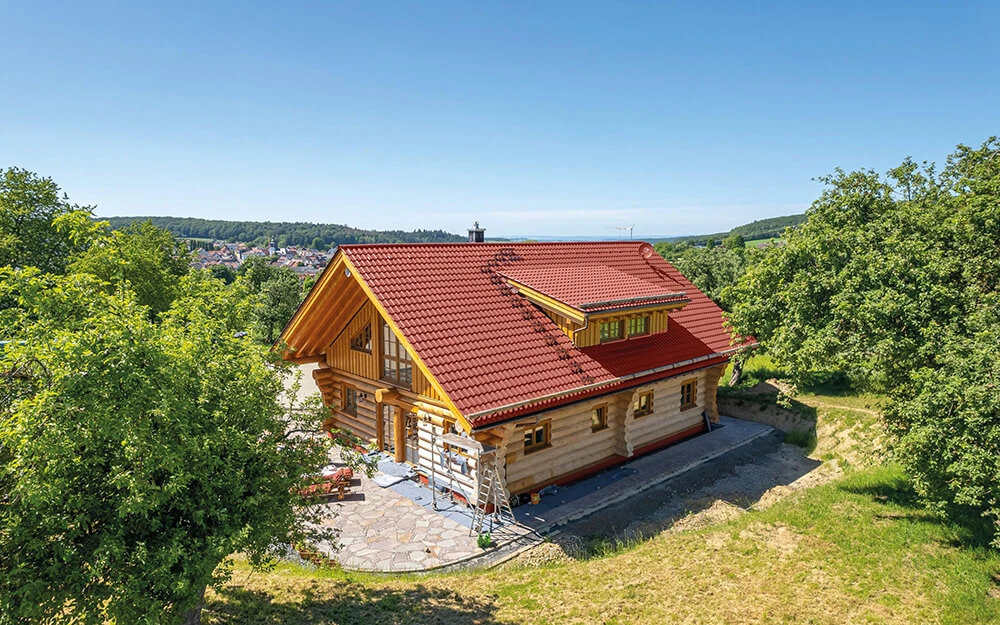 Керамічна черепиця ERLUS модель E 58 S марон благородний ангоб Фото №1